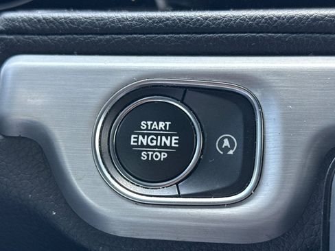 Used 2019 Mercedes-Benz G 550 image 34