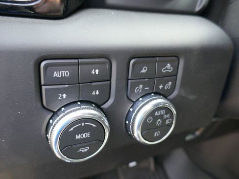 New 2026 GMC Sierra 2500 AT4X w/ AT4X AEV Edition AWD/4WD image 24