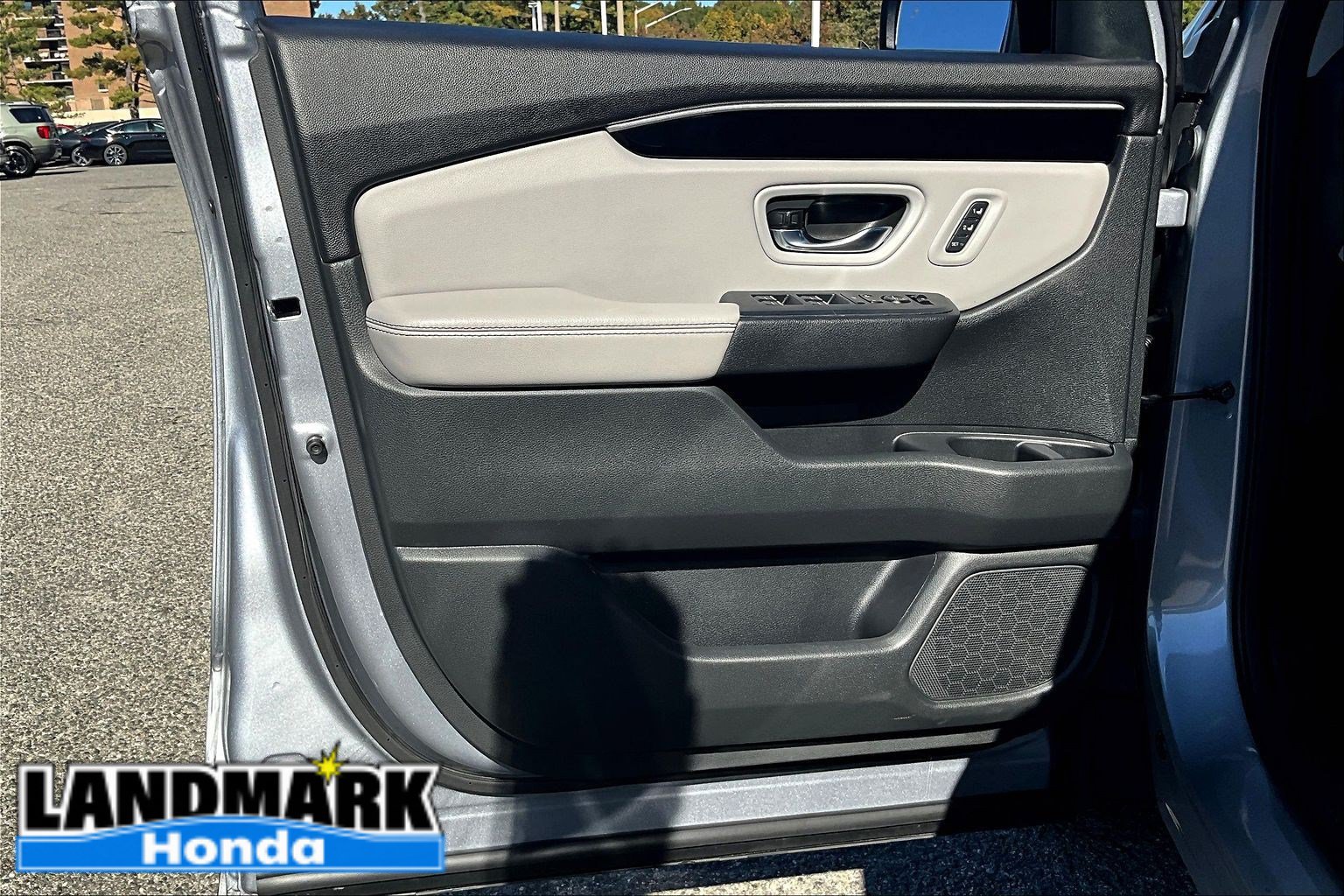 Used 2023 Honda Pilot EX-L image 17