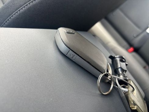 Used 2025 Kia K4 LXS image 23