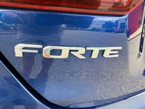 Used 2020 Kia Forte LXS image 12