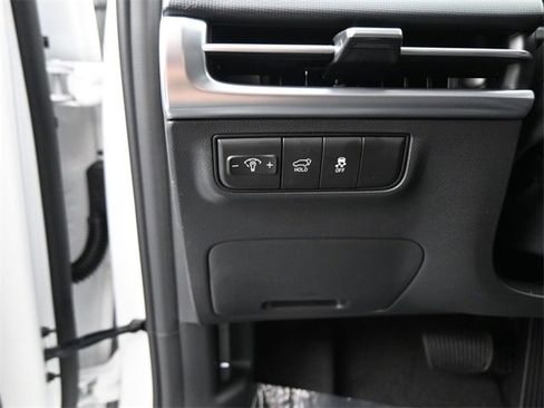 New 2026 Hyundai Tucson SEL image 16