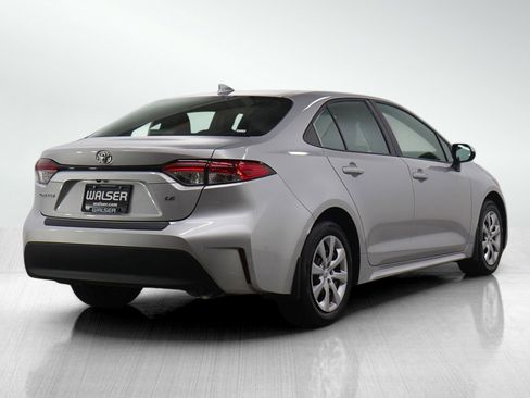 Used 2024 Toyota Corolla LE image 5