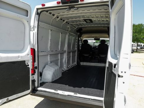 Used 2024 RAM ProMaster 2500 w/ Convenience Group FWD image 49