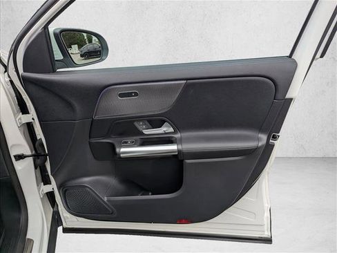 Used 2022 Mercedes-Benz GLA 250 image 25