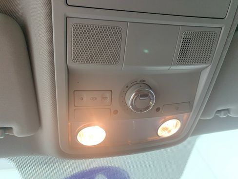 Used 2019 Volkswagen Passat 2.0T Wolfsburg w/ Wheels & Sunroof Package image 27