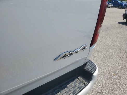 Used 2021 RAM 1500 Limited AWD/4WD image 10