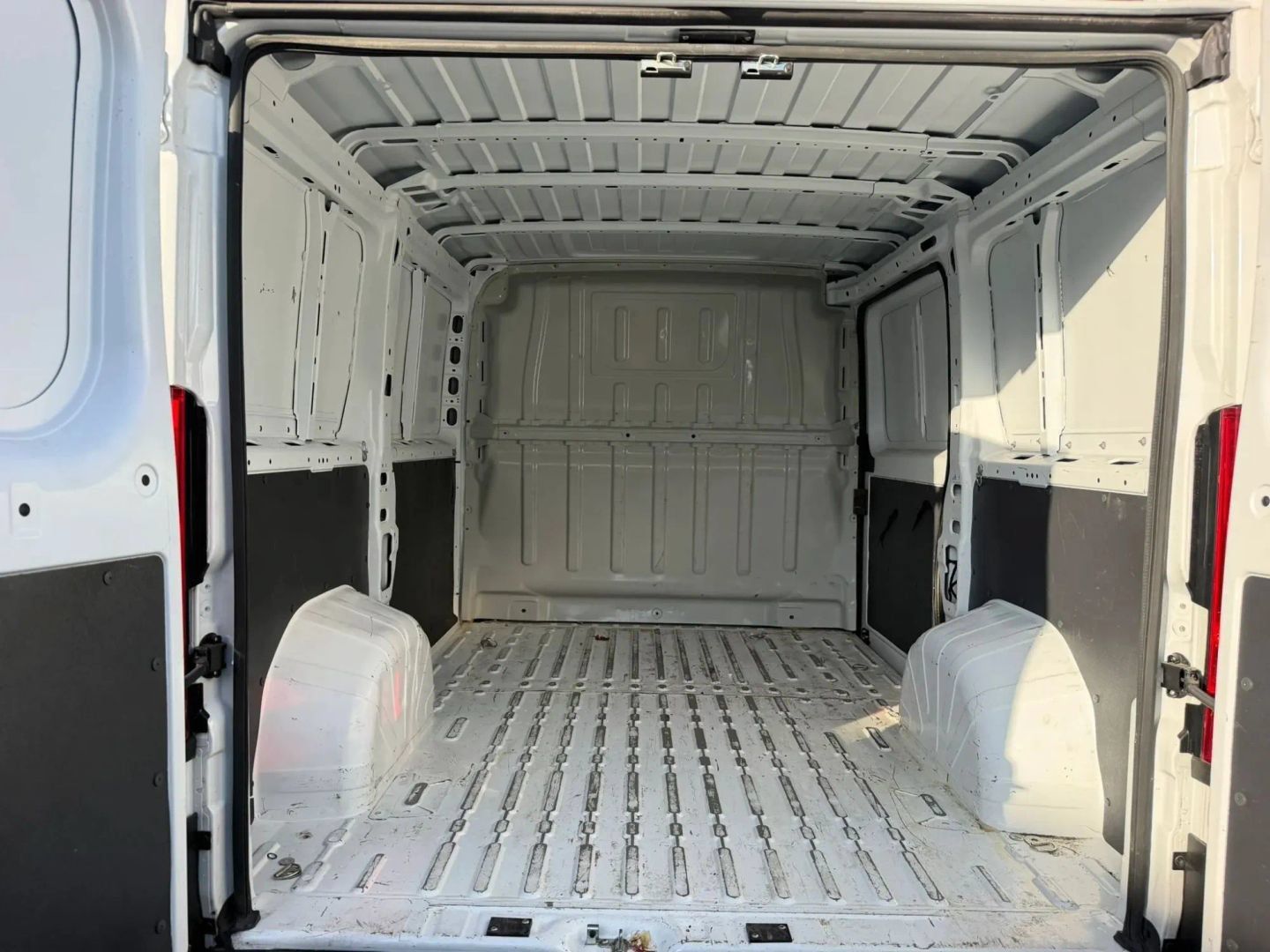 Used 2023 RAM ProMaster 1500 FWD image 11