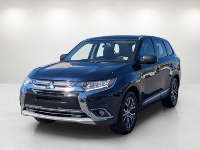 Used 2018 Mitsubishi Outlander ES