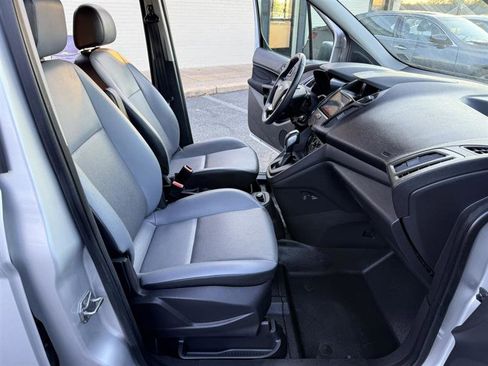 Used 2017 Ford Transit Connect XL FWD image 12