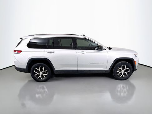 Used 2023 Jeep Grand Cherokee L Limited image 8