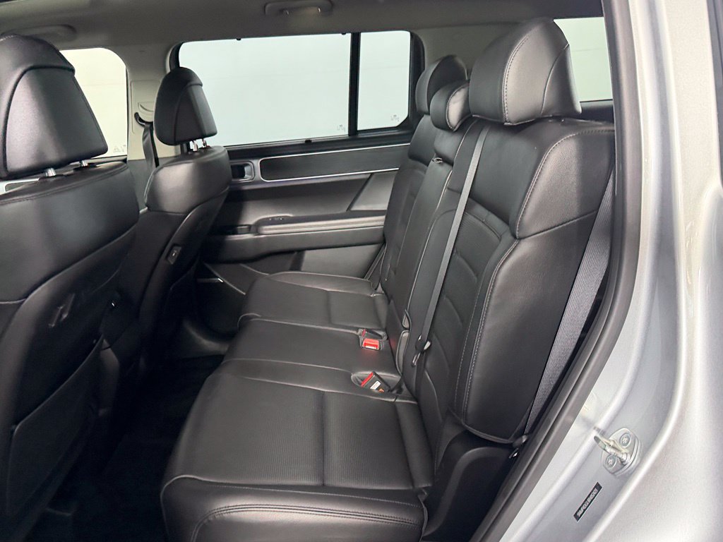 Used 2024 Hyundai Santa Fe Limited AWD/4WD image 21