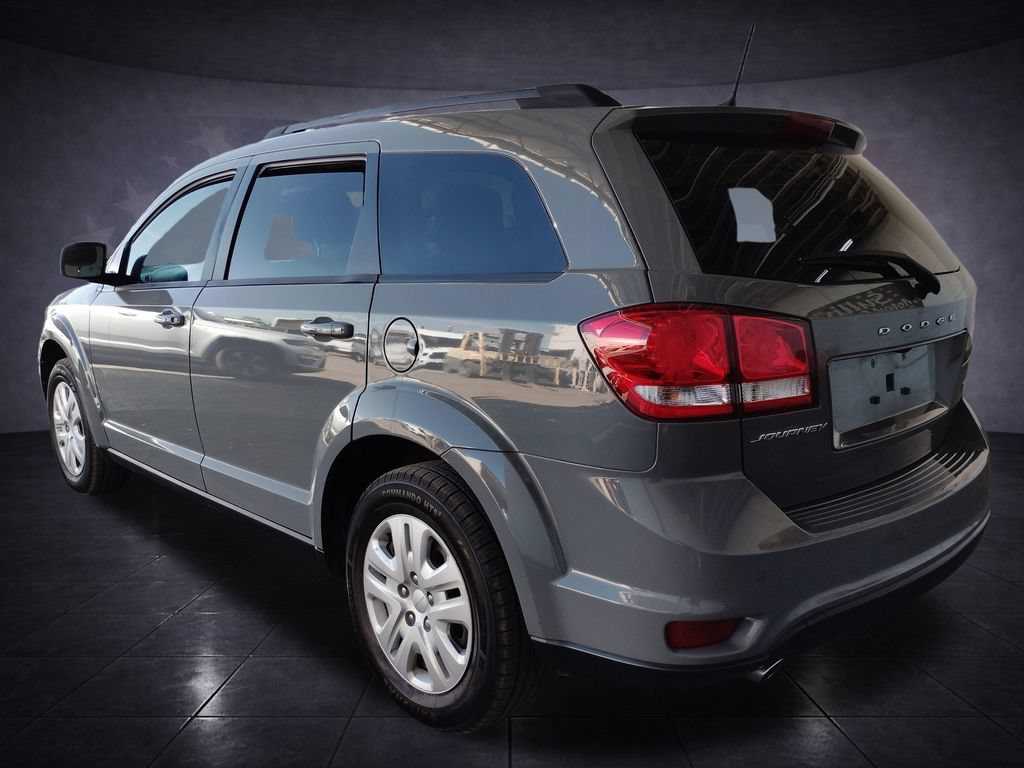 Used 2019 Dodge Journey SE w/ Safe & Sound Group FWD image 3