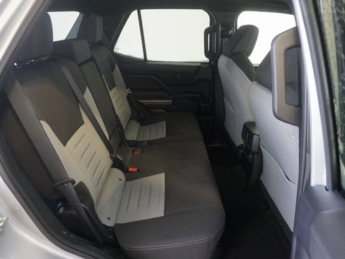 Certified 2025 Toyota 4Runner TRD Off-Road image 22