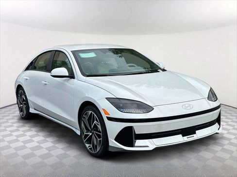 New 2025 Hyundai Ioniq 6 SEL image 3