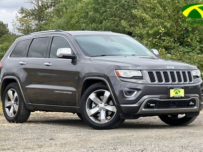 Used 2014 Jeep Grand Cherokee Overland w/ Advanced Technology Group