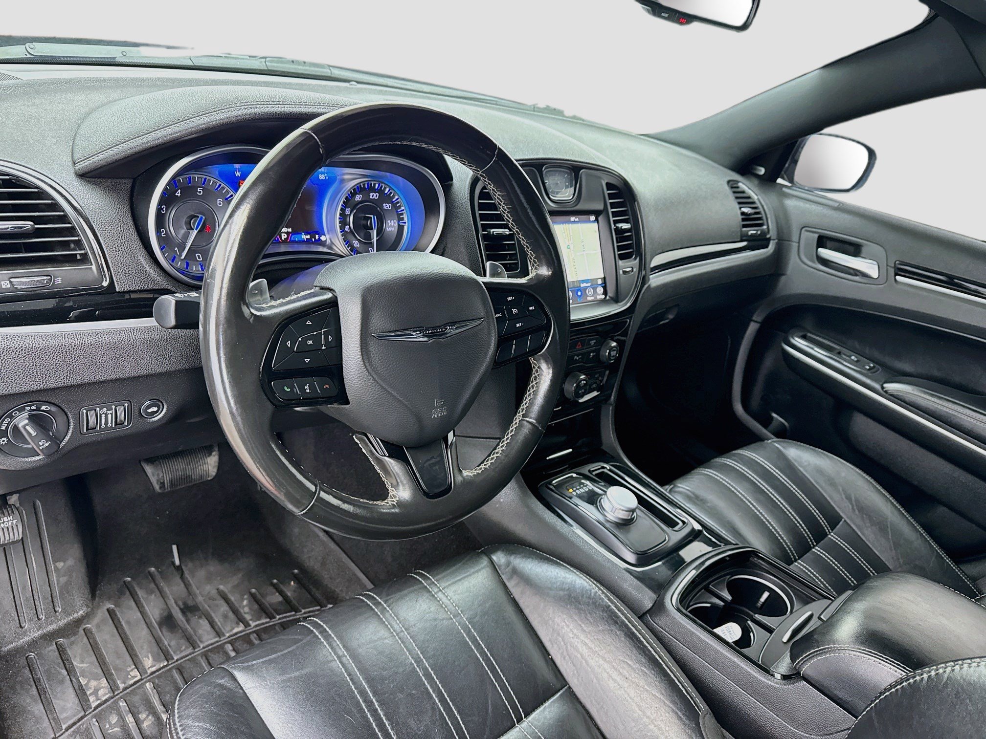 Used 2021 Chrysler 300 S RWD image 7