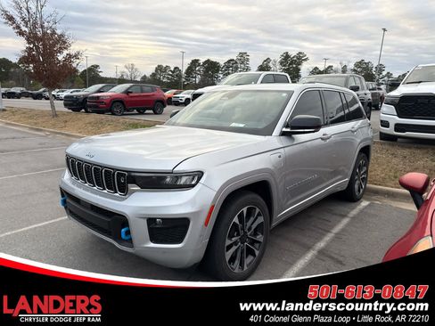 Used 2022 Jeep Grand Cherokee Overland w/ Advanced Protech Group III image 1