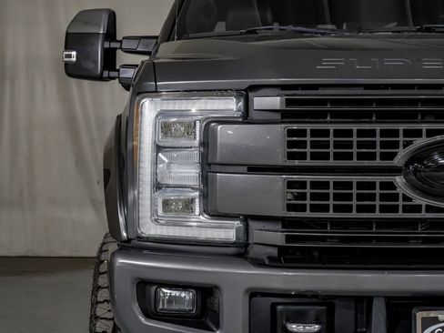 Used 2017 Ford F250 Platinum w/ Platinum Ultimate Package AWD/4WD image 42