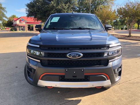 Used 2022 Ford Expedition Timberline image 3