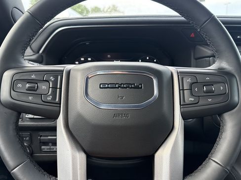 Used 2024 GMC Yukon Denali w/ LPO, Floor Liner Package AWD/4WD image 27