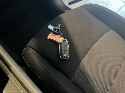 Used 2025 Nissan Sentra SV image 21