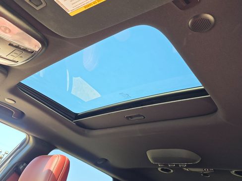 Used 2020 Dodge Durango SRT w/ Technology Group image 3