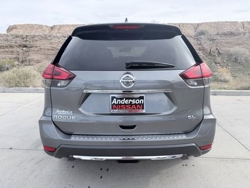 Used 2017 Nissan Rogue SL w/ SL Premium Package image 7