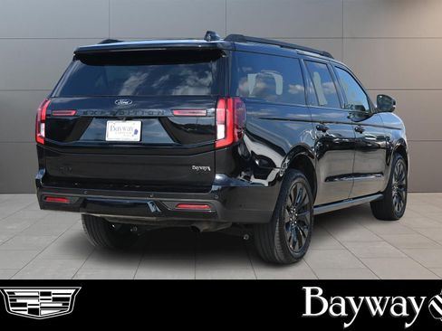 Used 2025 Ford Expedition Max Platinum w/ Stealth Appearance Package AWD/4WD image 5