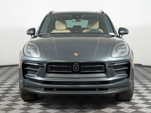 New 2026 Porsche Macan image 10