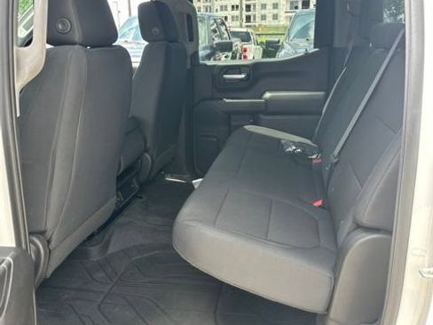 Used 2020 Chevrolet Silverado 1500 Custom w/ Custom Value Package RWD image 7