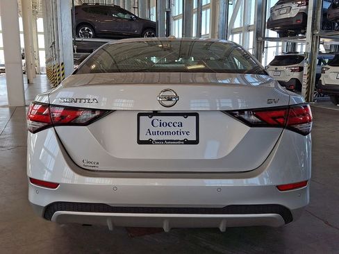 Used 2020 Nissan Sentra SV image 8