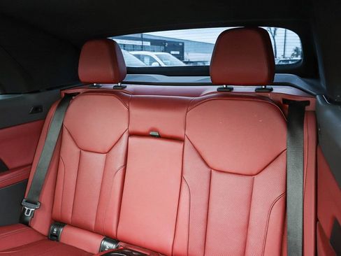 Used 2024 BMW 430i Convertible w/ M Sport Package image 24