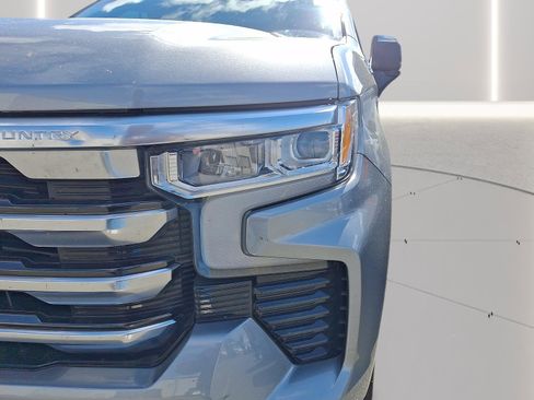 Used 2024 Chevrolet Silverado 1500 High Country w/ Technology Package image 9