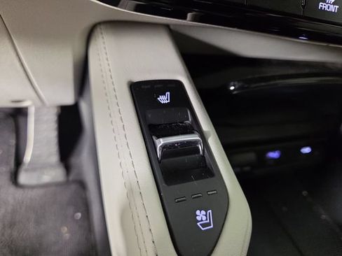 Certified 2024 Kia Telluride SX Prestige AWD/4WD image 25