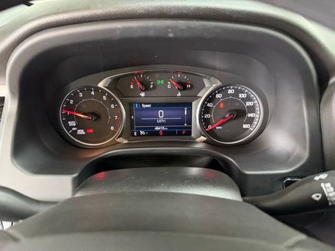 Used 2022 GMC Acadia SLE w/ Driver Convenience Package FWD image 24