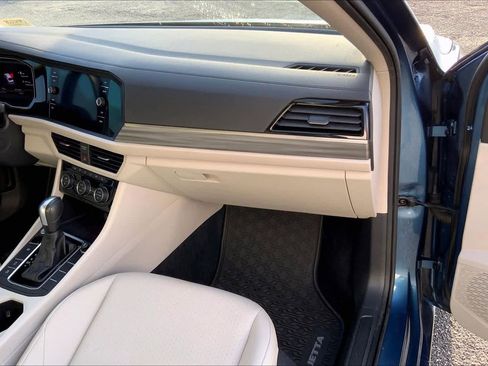 Used 2020 Volkswagen Jetta SEL image 18