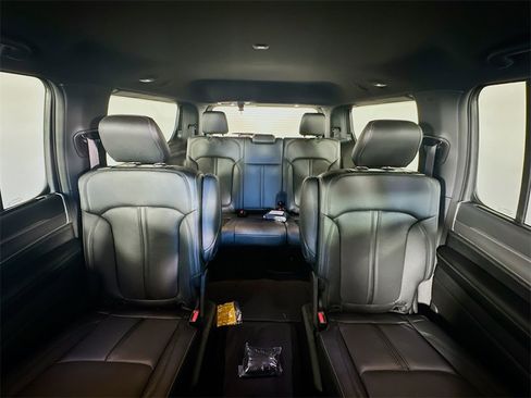 New 2026 Jeep Grand Wagoneer Limited image 10