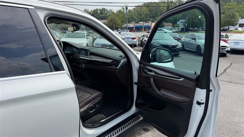 Used 2015 BMW X5 xDrive35i AWD/4WD image 35
