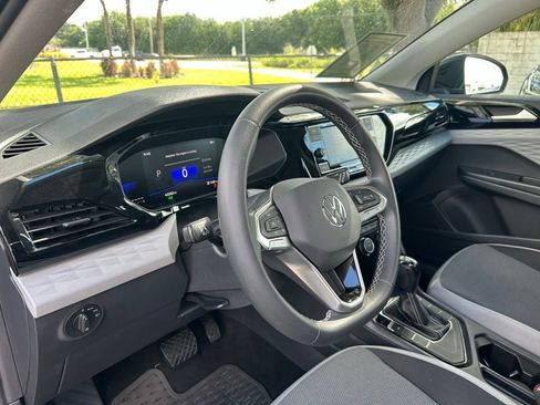 Certified 2023 Volkswagen Taos S FWD image 18