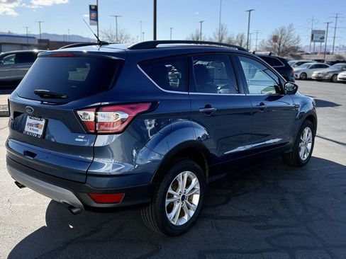Used 2018 Ford Escape SE image 7
