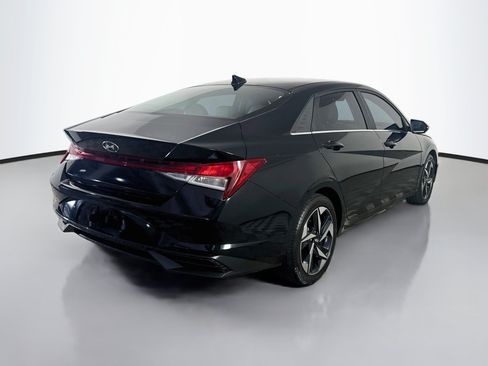 Used 2023 Hyundai Elantra Limited FWD image 10