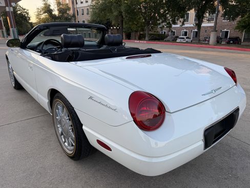 Used 2002 Ford Thunderbird RWD image 13