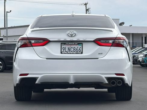 Used 2024 Toyota Camry SE FWD image 8
