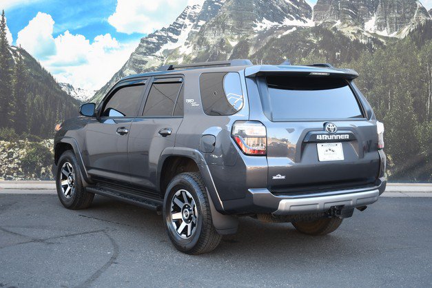 Certified 2023 Toyota 4Runner TRD Off-Road AWD/4WD image 9