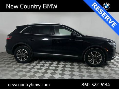 Used 2022 Lincoln Nautilus Reserve image 8