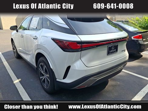 Certified 2023 Lexus RX 350 Premium w/ Accessory Package AWD/4WD image 3