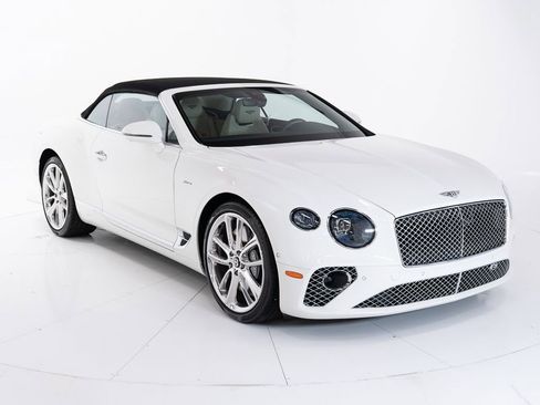 Used 2023 Bentley Continental GT Azure AWD/4WD image 15