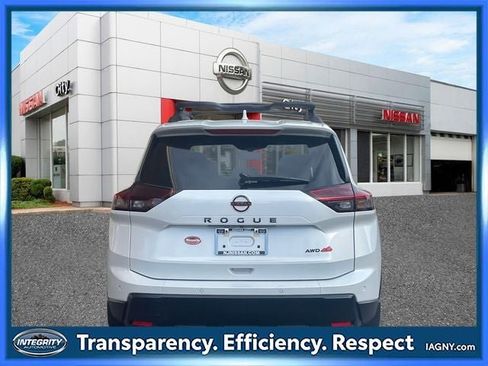 Certified 2025 Nissan Rogue SV w/ Rock Creek Premium Package image 7