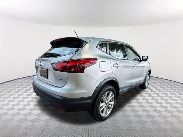 Used 2019 Nissan Rogue Sport S w/ Appearance Package AWD/4WD image 3